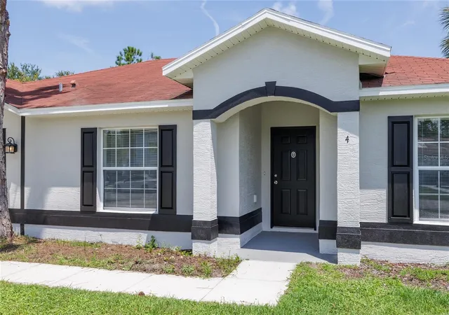 Photo 1 of Single family home for sale at 4 Princess Ruth Ln, Palm Coast, FL 32164 | MLS# FC322285 | Listing updated on 2026-10-22