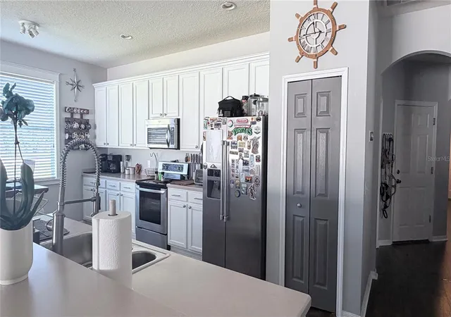 Photo 3 of Single family home for sale at 14038 Lake Live Oak Dr, Orlando, FL 32828 | MLS# O6451705 | Listing updated on 2026-10-23