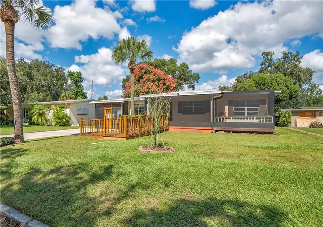 Photo 1 of Single family home for sale at 3301 Coe Ave, Orlando, FL 32806 | MLS# O6451719 | Listing updated on 2026-10-22