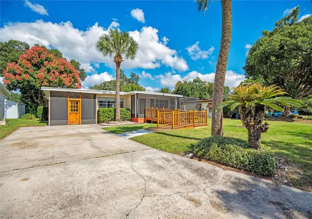 Photo 2 of Single family home for sale at 3301 Coe Ave, Orlando, FL 32806 | MLS# O6451719 | Listing updated on 2026-10-22