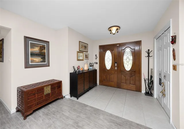 Photo 3 of Single family home for sale at 10504 Lacera Dr, Tampa, FL 33618 | MLS# TB8560367 | Listing updated on 2026-10-28