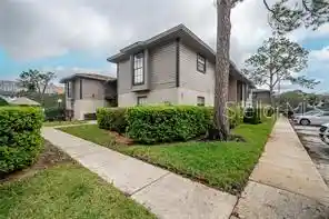 Listing Photo 1 - Condo for sale in 4112 Ashford Grn Pl located at 4112 Ashford Grn Pl, TAMPA, FL 33613 - Unit #I203