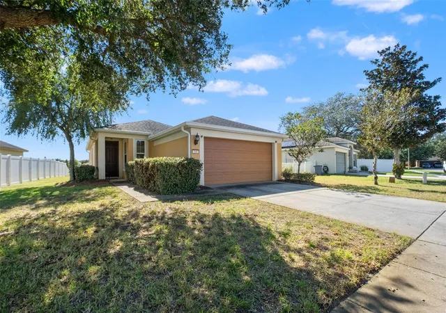 Photo 1 of Single family home for sale at 348 Alpine Thistle Dr, Brooksville, FL 34604 | MLS# TB8560375 | Listing updated on 2026-10-24