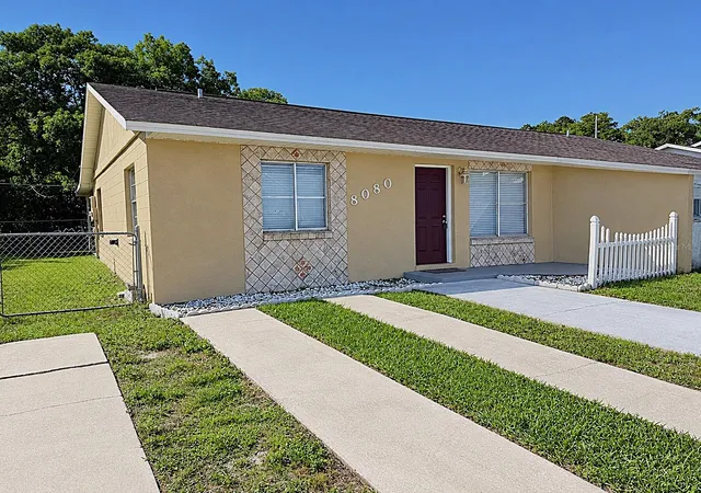 Photo 1 of Multi family home for sale at 8080 Parrot Dr, Orlando, FL 32825 | MLS# S5159968 | Listing updated on 2026-10-23