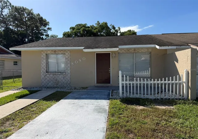 Photo 2 of Multi family home for sale at 8080 Parrot Dr, Orlando, FL 32825 | MLS# S5159968 | Listing updated on 2026-10-23