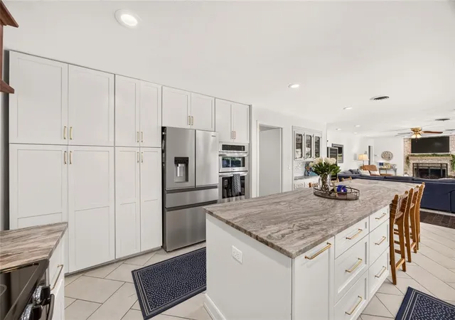 Photo 2 of Single family home for sale at 2020 SE 15th Lane, Ocala, FL 34471 | MLS# OM734462 | Listing updated on 2026-10-27
