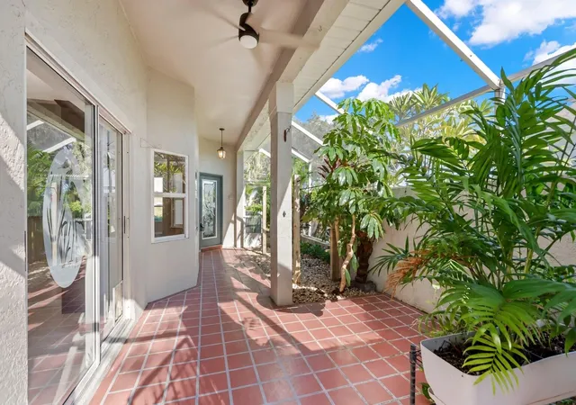 Photo 4 of Condo for sale at 759 Masterpiece Dr, Sun City Center, FL 33573 | MLS# TB8560386 | Listing updated on 2026-10-27