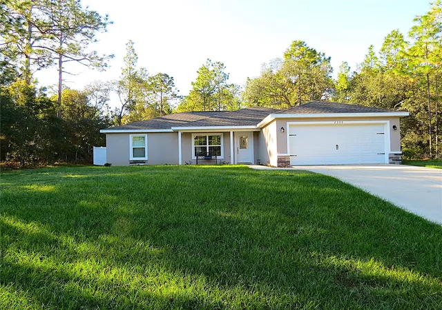 Single family home for sale at 2300 W Wavecrest Dr, Dunnellon, FL 34434 | MLS# OM734466 | Listing updated on 2026-10-22