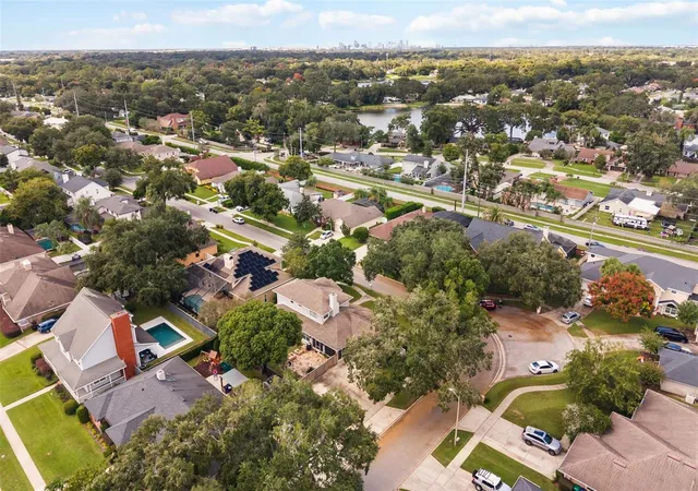 Photo 4 of Single family home for sale at 4254 Conway Pl Cir, Orlando, FL 32812 | MLS# O6451742 | Listing updated on 2026-10-23
