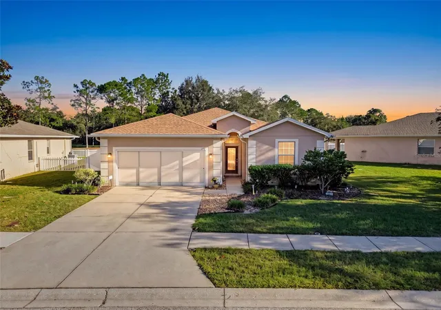 Photo 1 of Single family home for sale at 272 Winthrop, Spring Hill, FL 34609 | MLS# W7890525 | Listing updated on 2026-10-22