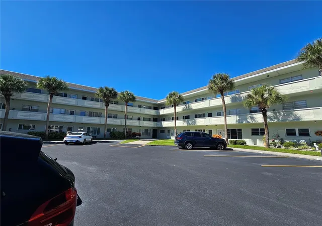 Condo for sale at 2386 Sumatran Way #44, CLEARWATER, FL 33763 | MLS# TB8560396