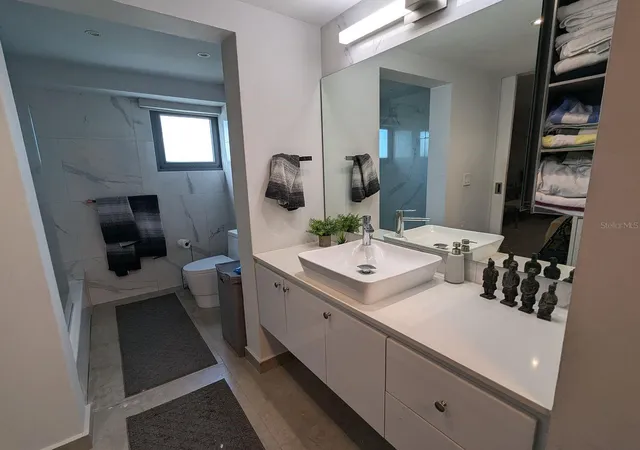Photo 4 of Condo for sale at 305 Calle Villamil #PH 2001, San Juan, PR 00907 | MLS# PR9125160 | Listing updated on 2026-10-23