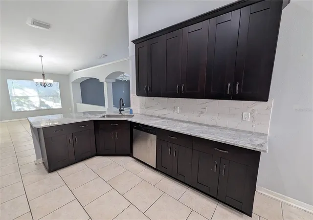 Photo 2 of Single family home for sale at 6907 Freeport Rd, Riverview, FL 33578 | MLS# TB8560409 | Listing updated on 2026-10-24