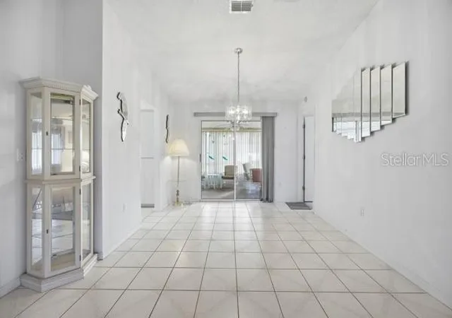 Photo 4 of Single family home for sale at 17831 SE 96th Avenue, Summerfield, FL 34491 | MLS# OM734471 | Listing updated on 2026-10-23
