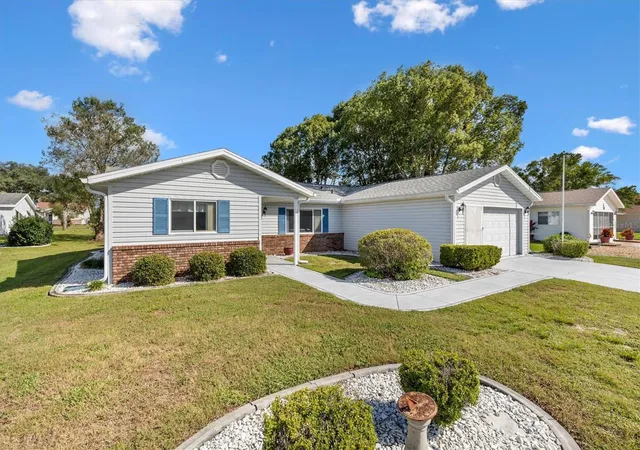 Single family home for sale at 17849 SE 96th Court, SUMMERFIELD, FL 34491 | MLS# G5119349