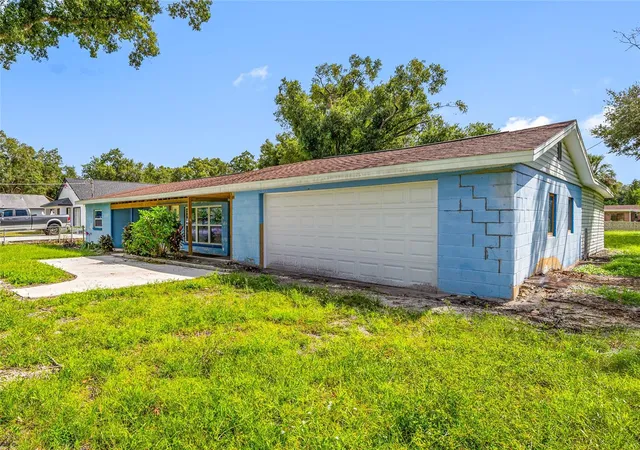 Photo 2 of Single family home for sale at 5809 12th Avenue S, Tampa, FL 33619 | MLS# TB8560415 | Listing updated on 2026-10-22