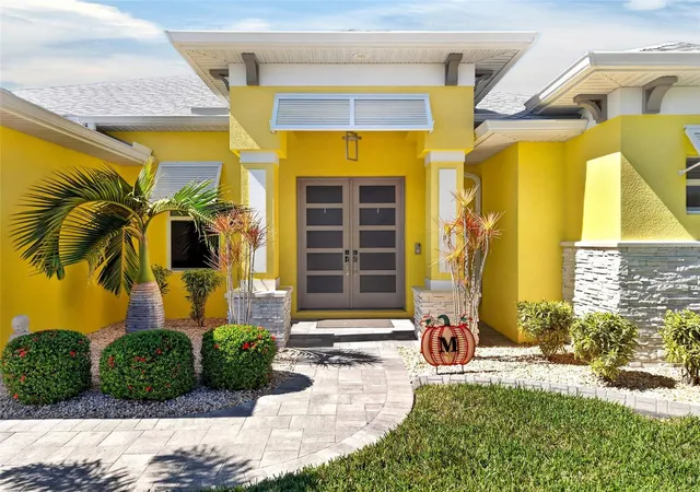Photo 2 of Single family home for sale at 10001 Winnipeg St, Port Charlotte, FL 33981 | MLS# C7532320 | Listing updated on 2026-10-30