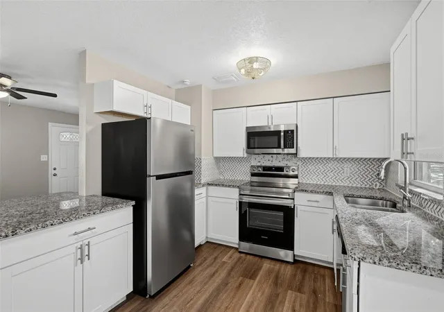 Photo 2 of Single family home for sale at 4750 Goldsboro Ct, Orlando, FL 32811 | MLS# O6451783 | Listing updated on 2026-10-28