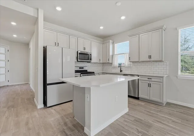 Photo 2 of House for sale at 13537 Splashing Isla Dr, Winter Garden, FL 34787 | MLS# TB8560424 | Listing updated on 2026-10-27