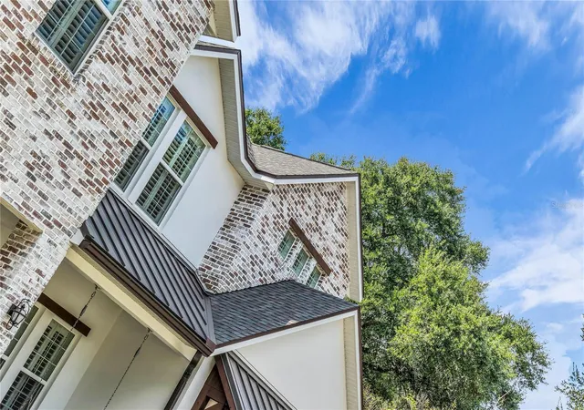 Photo 2 of Single family home for sale at 622 Bryn Mawr St, Orlando, FL 32804 | MLS# O6451787 | Listing updated on 2026-10-22