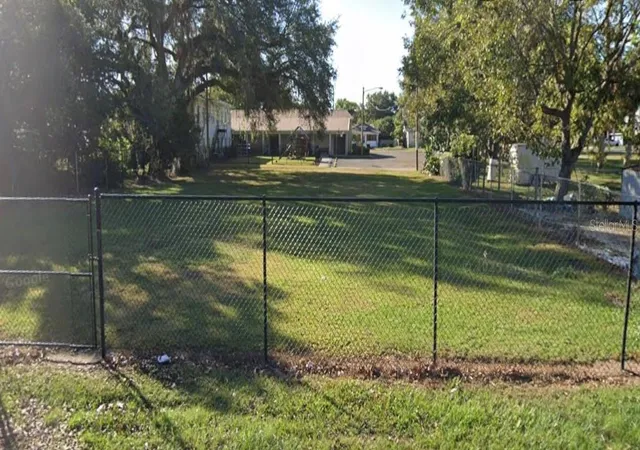 Photo 1 of Land for sale at 1165 E Davidson St, Bartow, FL 33830 | MLS# L4965959 | Listing updated on 2026-10-23