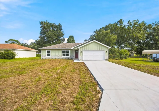 Photo 1 of Single family home for sale at 4 Cedar Ter, Ocala, FL 34472 | MLS# OM734476 | Listing updated on 2026-10-30