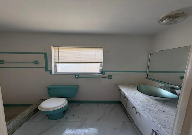 Photo 4 of Single family home for sale at 13941 84th Terrace, Seminole, FL 33776 | MLS# TB8560431 | Listing updated on 2026-10-22