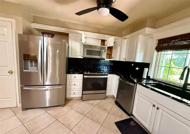 Photo 4 of Single family home for sale at 20477 Midway Blvd, Port Charlotte, FL 33952 | MLS# D6149301 | Listing updated on 2026-10-22