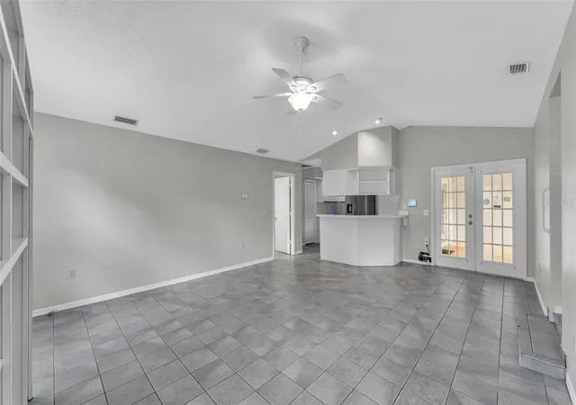 Photo 4 of Single family home for sale at 751 Cedar Knoll Dr N, Lakeland, FL 33809 | MLS# TB8560444 | Listing updated on 2026-10-23