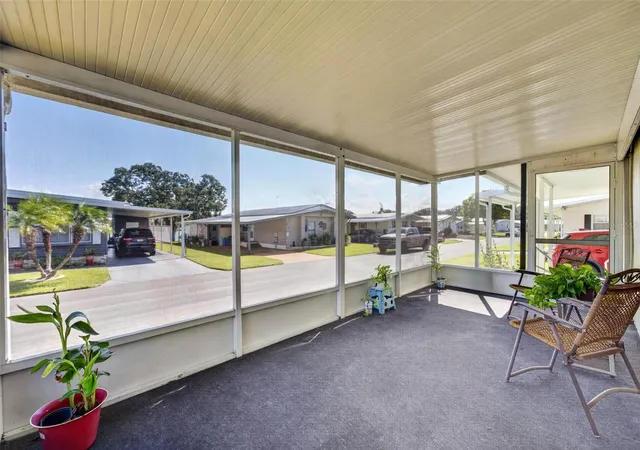 Photo 4 of Manufactured home for sale at 2055 S Floral Ave #284, Bartow, FL 33830 | MLS# O6451810 | Listing updated on 2026-10-22