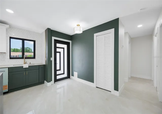Photo 2 of Single family home for sale at 4707 W Paul Ave, Tampa, FL 33611 | MLS# TB8560459 | Listing updated on 2026-10-22