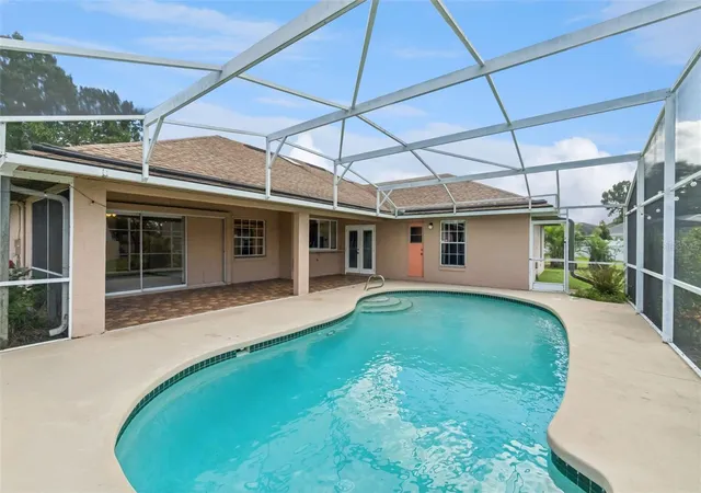 Photo 2 of Single family home for sale at 1512 Reade Cir, St Cloud, FL 34772 | MLS# O6451821 | Listing updated on 2026-10-23
