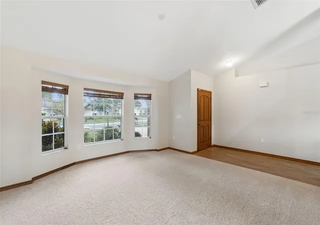 Photo 4 of Single family home for sale at 1512 Reade Cir, St Cloud, FL 34772 | MLS# O6451821 | Listing updated on 2026-10-23