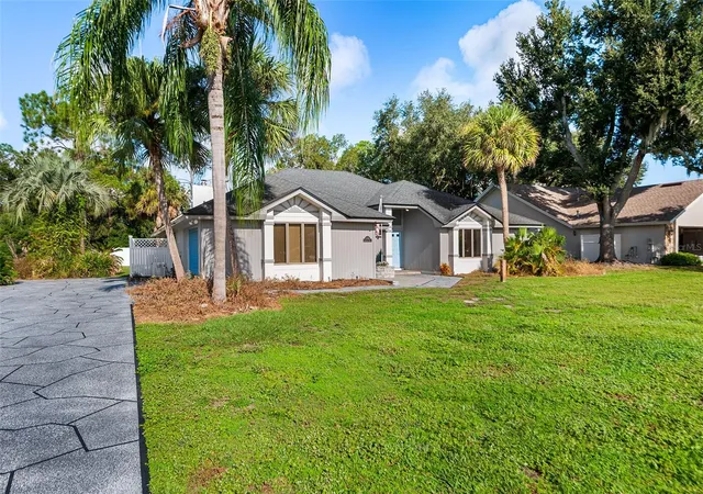 Photo 2 of Single family home for sale at 2991 Plantation Rd, Winter Haven, FL 33884 | MLS# L4965961 | Listing updated on 2026-10-23