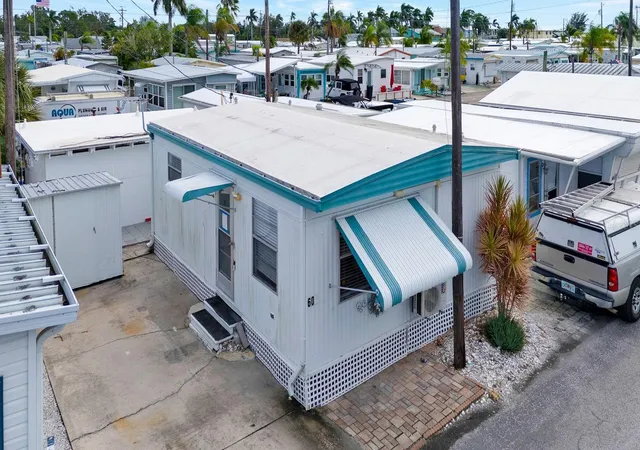 Photo 1 of Manufactured home for sale at 60 4th Street, Bradenton, FL 34210 | MLS# A4710458 | Listing updated on 2026-10-23