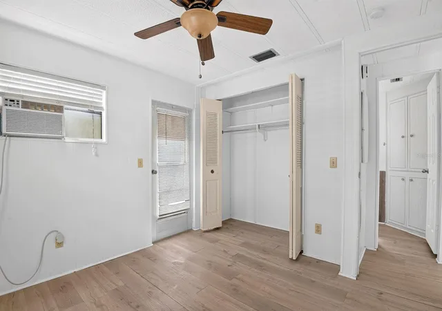 Photo 4 of Manufactured home for sale at 60 4th Street, Bradenton, FL 34210 | MLS# A4710458 | Listing updated on 2026-10-23