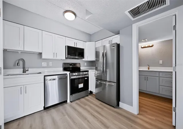 Photo 4 of Condo for sale at 10365 Paradise Blvd #9, Treasure Island, FL 33706 | MLS# TB8560487 | Listing updated on 2026-10-23