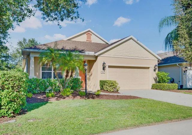 Photo 2 of Single family home for sale at 4914 Torrey Pines Run, Bradenton, FL 34211 | MLS# A4710464 | Listing updated on 2026-10-23