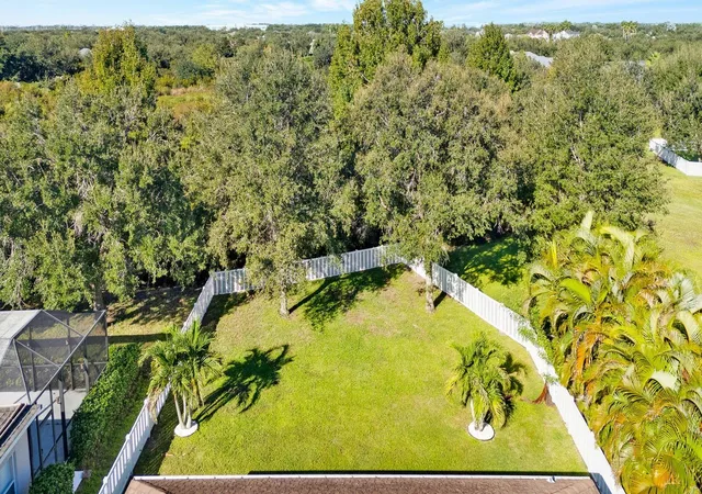 Photo 3 of Single family home for sale at 4914 Torrey Pines Run, Bradenton, FL 34211 | MLS# A4710464 | Listing updated on 2026-10-23