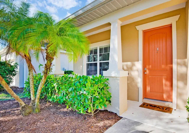 Photo 4 of Single family home for sale at 4914 Torrey Pines Run, Bradenton, FL 34211 | MLS# A4710464 | Listing updated on 2026-10-23