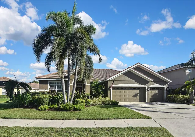 Single family home for sale at 1711 Pinyon Pine Dr, SARASOTA, FL 34240 | MLS# A4710466