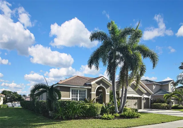 Photo 1 of Single family home for sale at 1711 Pinyon Pine Dr, Sarasota, FL 34240 | MLS# A4710466 | Listing updated on 2026-10-23