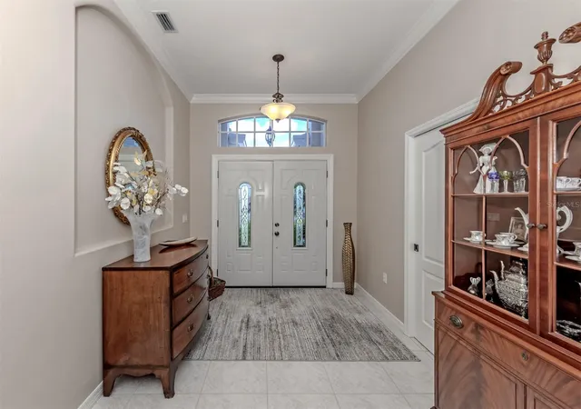 Photo 2 of Single family home for sale at 637 Misty Pine Dr, Venice, FL 34292 | MLS# N6146309 | Listing updated on 2026-10-30