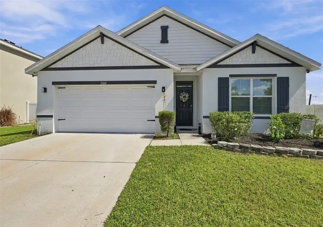 Photo 3 of Single family home for sale at 1702 Johnson Pointe Dr, Plant City, FL 33566 | MLS# TB8560519 | Listing updated on 2026-10-23