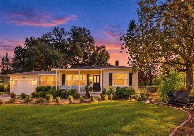 Single family home for sale at 2300 Ohio Dr, Orlando, FL 32803 | MLS# O6451885 | Listing updated on 2026-10-28