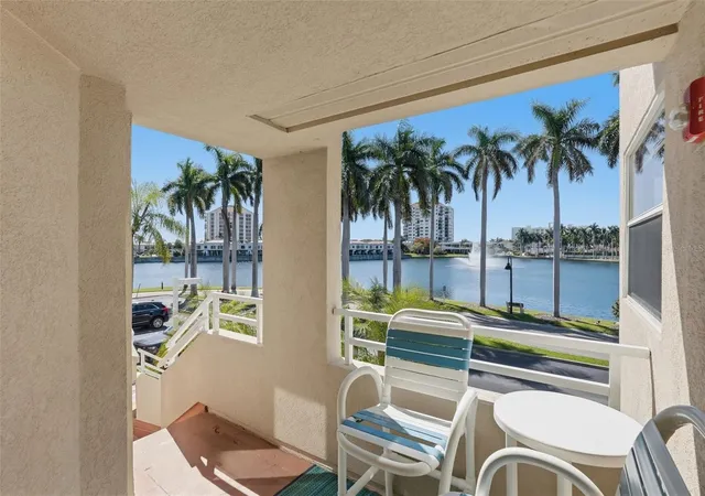 Photo 4 of Condo for sale at 6100 Bahia Del Mar Cir #204, Saint Petersburg, FL 33715 | MLS# TB8560527 | Listing updated on 2026-10-26