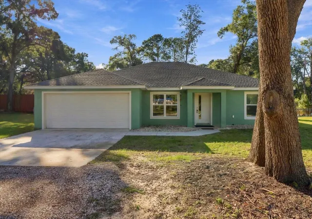 Single family home for sale at 560 NW 117th Court, OCALA, FL 34482 | MLS# G5119369