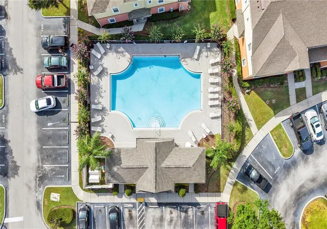 Photo 2 of Townhouse for sale at 4171 Shade Tree Ln, Lakeland, FL 33812 | MLS# L4965964 | Listing updated on 2026-10-23