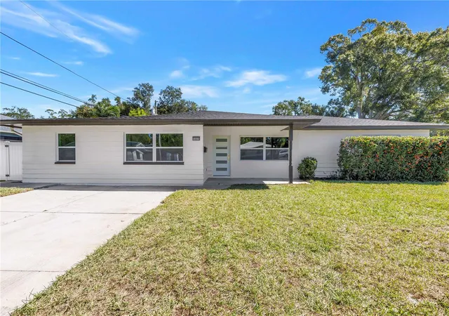 Photo 1 of Single family home for sale at 5331 98th Way N, Saint Petersburg, FL 33708 | MLS# TB8560545 | Listing updated on 2026-10-22
