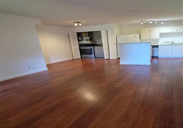 Photo 3 of Condo for sale at 465 Forestway Cir #207, Altamonte Springs, FL 32701 | MLS# O6451907 | Listing updated on 2026-10-23